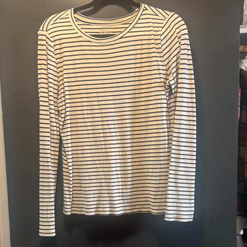 Time and Tru Black and White Striped Long Sleeve Tee